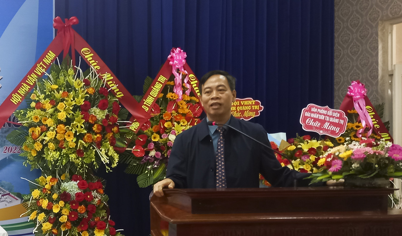 Ph&oacute; B&iacute; thư thường trực Tỉnh ủy, Chủ tịch HĐND tỉnh Quảng Trị Nguyễn Đăng Quang mong muốn Chi hội sẽ l&agrave; nơi tiếp sức cho văn chương Quảng Trị